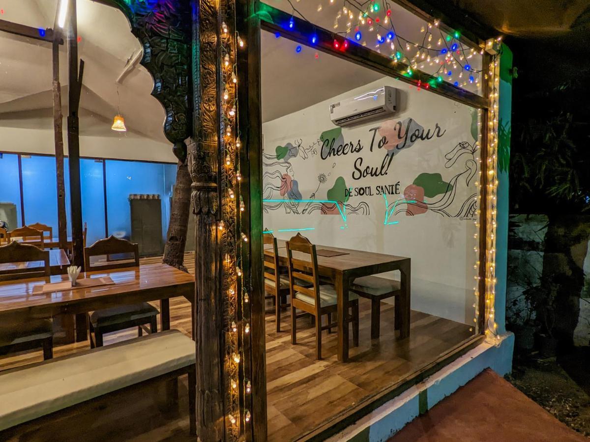De Soul Sante Beach Resorts Morjim Goa Exterior foto