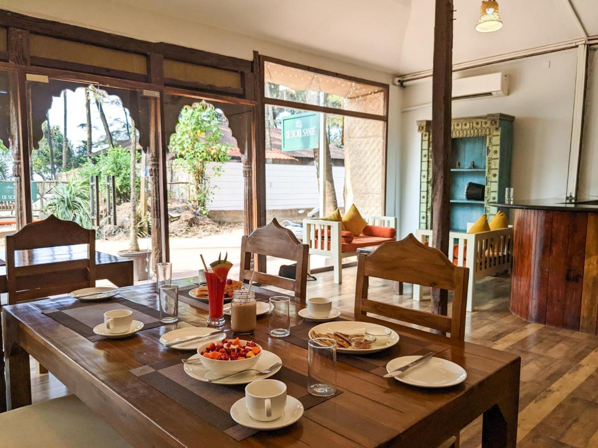 De Soul Sante Beach Resorts Morjim Goa Exterior foto