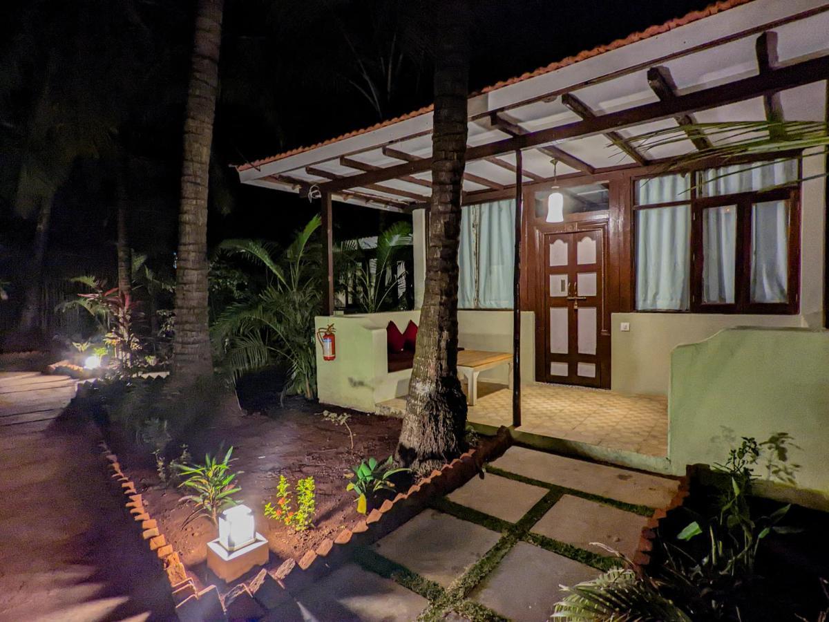 De Soul Sante Beach Resorts Morjim Goa Exterior foto