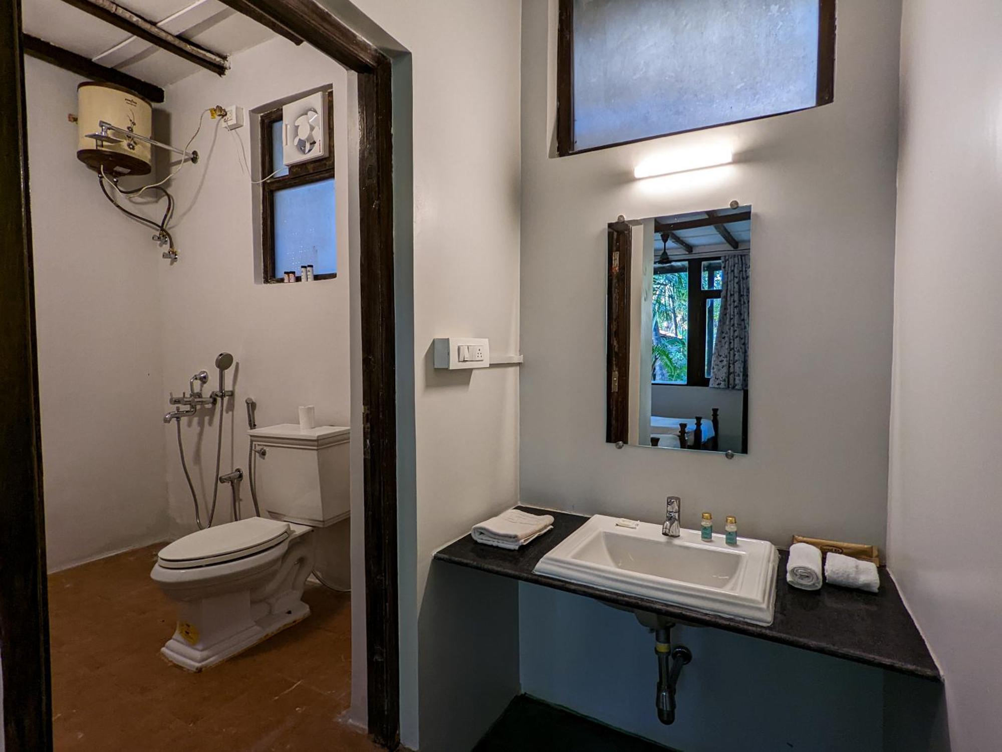 De Soul Sante Beach Resorts Morjim Goa Exterior foto